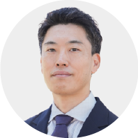 八木 晴信 氏